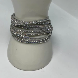Gray suede and rhinestone wrap bracelet adjustable bohemian boho - Picture 1 of 15