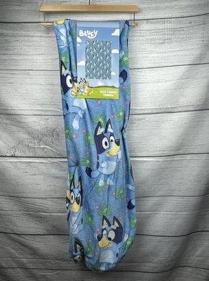 Manta Bluey 50" X 70" Silk Touch - NUEVA Foto 1 de 3