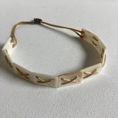 Gargantilla de abulón y cable Foto 1 de 3