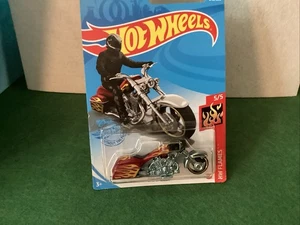 Hot Wheels 1/64 Scale,bad Bagger - Picture 1 of 4