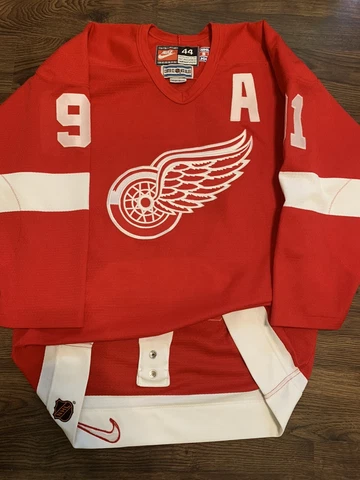 Nike Authentic Sergei Fedorov Detroit Red Wings NHL Hockey Jersey Vintage Red 44 Cover