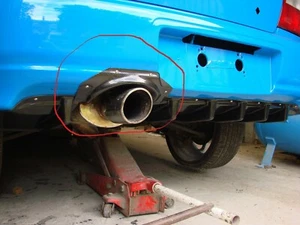 Bugeye Auspuffstoßstangenverkleidung, Carbon Effect ABS. Passend für Subaru Impreza. HT Autos UK - Bild 1 von 1