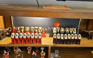 Vintage Ägyptische Handarbeit bemalt Schachspiel Figuren Box - Bild 1 von 23