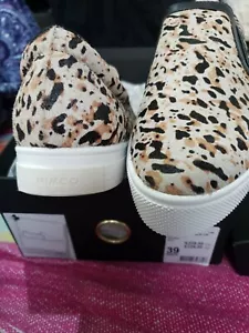 MIMCO "VANILLA SURVEILLANCE SLIP ON" BALLET FLATS SHOES RRP$229-size 39 OR 8 NEW - Picture 1 of 12