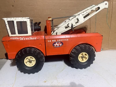 Vintage classic Orange Mighty Tonka Tow Truck Double Boom Wrecker c1973 18.5” L - Image 1 of 4