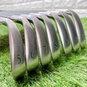 Ladies XXIO Iron Set 5-9 Pw Aw 7pc RH MP200L Graphite Women Golf Club Dunlop - Picture 1 of 9