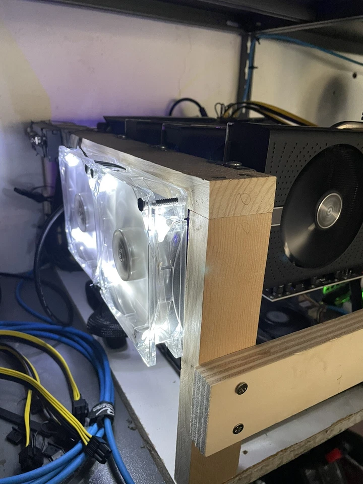 mining rig 130 Mh/s Rx 570/580/480/6700xt - Immagine 1 di 3