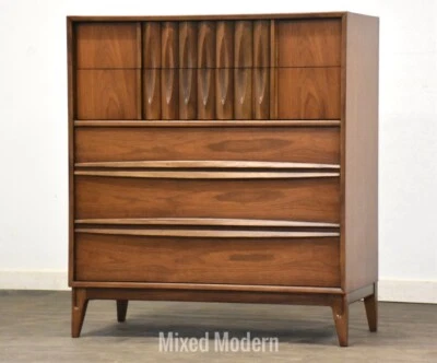 Cômoda Thomasville nogueira e pau-rosa alta meados do século moderna - Imagem 1 de 4