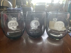 Vintage 1970's NFL Cincinnati Bengals Smoked Whiskey Tumbler Glass Lot of 3 - Picture 1 of 17