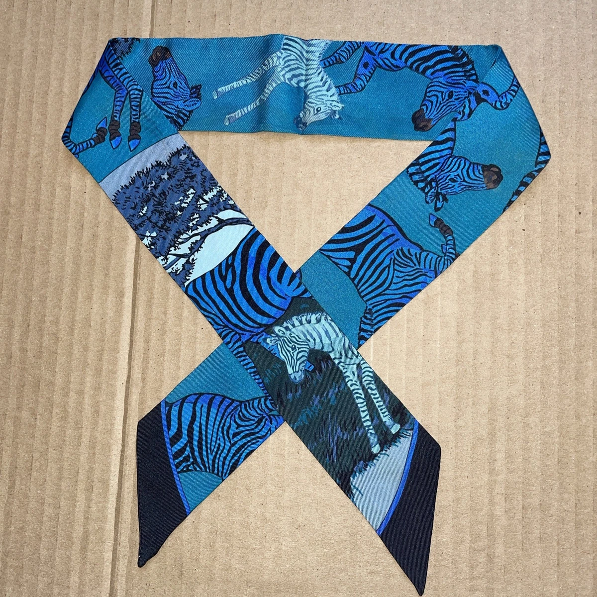 T*i様 エルメス HERMES Twilly シルクツイレ ネイビー（r708 HERMES – LUXLUX