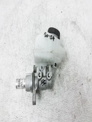 Cilindro maestro de refuerzo de freno Nissan Altima 2019-2020 46010-6Ca0a OEM Foto 1 de 4