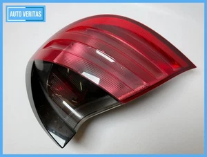 Original Mercedes-Benz C-Class CL203 Coupe W203 rear lamp right A2038200664 - Picture 1 of 10