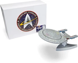 ๐ STAR TREK THE NEXT GENERATION - USS ENTERPRISE NCC 1701-D CORGI CC96611 ๐ - Picture 1 of 8