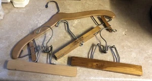 4 Wooden Vintage Pants/Trousers/Skirt Hangers - Picture 1 of 5