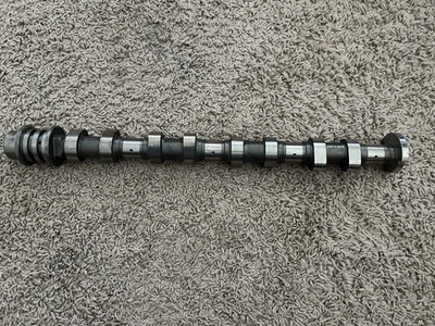 Árbol de levas 24200-2E074 242002E084 compatible con Hyundai Elantra Veloster Kona Ex Foto 1 de 4