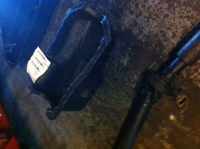 92 93 94 MERCURY SABLE OIL PAN 6-232 3.8 LITER WITH LOW OIL SENSOR 95 WINDSTAR - Image 1 of 4