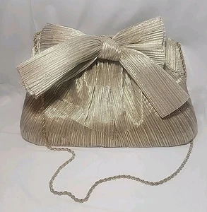 Bolso sin asas Loeffler Randall Rayne para mujer con lazo de champán plisado correa para el hombro BUU606 - Imagen 1 de 17