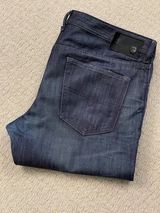 Diesel BUSTER Regular Slim-Tapered  Denim Jeans Men's W38 L30 (D4564) - Picture 1 of 12