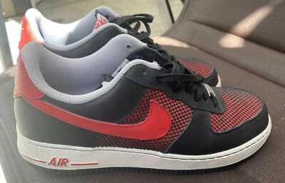 Nike Air Force 1 Low Negro/Rojo Universitario-Gris Lobo-Blanco Foto 1 de 4