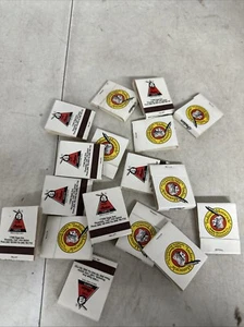 (17) Indian Motorcycle Springfield Mass Kiwi Indian Parts Matchbook Unstruck - Picture 1 of 1