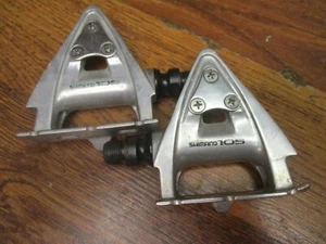 PEDALES CLIP VINTAGE SHIMANO 105 PD-1050 - 9/16" - Imagen 1 de 6