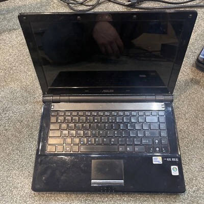 Portátil Asus U81A 14" Intel Core 2 ¡Sin probar como está! Foto 1 de 3