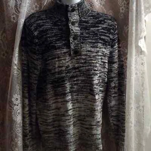 New Express Men's Size M Black White Long Sleeve Cotton Snap Front Sweater - Picture 1 of 9