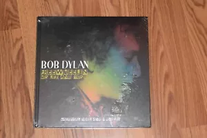 Bob Dylan Freewheelin His Life And Music Hardback Book And 4 DVD Set SEALED - Imagen 1 de 24