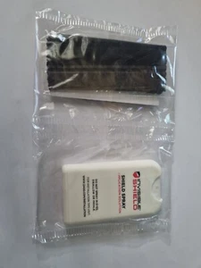 Soluzione applicazione scudo invisibile + panno pulizia + tampone installazione plastica - Foto 1 di 1