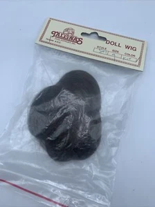 Tallinas Puppenperücke hellbraun Stil #801 Farbe K-10 Größe 9 - Bild 1 von 3