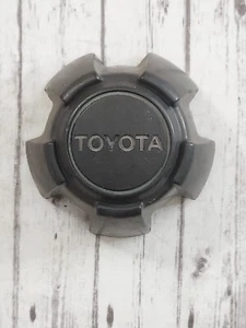 Toyota SR5 4 Runner 1984 1985 1986 1987 1988 1989 Wheel Center Cap OEM - Picture 1 of 3