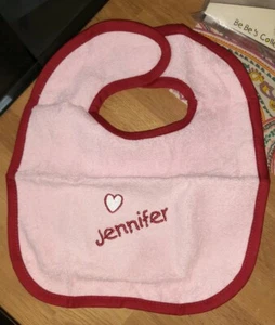 Baby Lätzchen mit Namen - Jennifer rosa - Neu + OVP - Bild 1 von 4