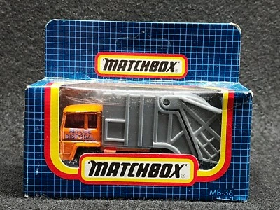 Matchbox MB36 Refuse Truck with Box - Refuse Disposal - Image 1 of 4