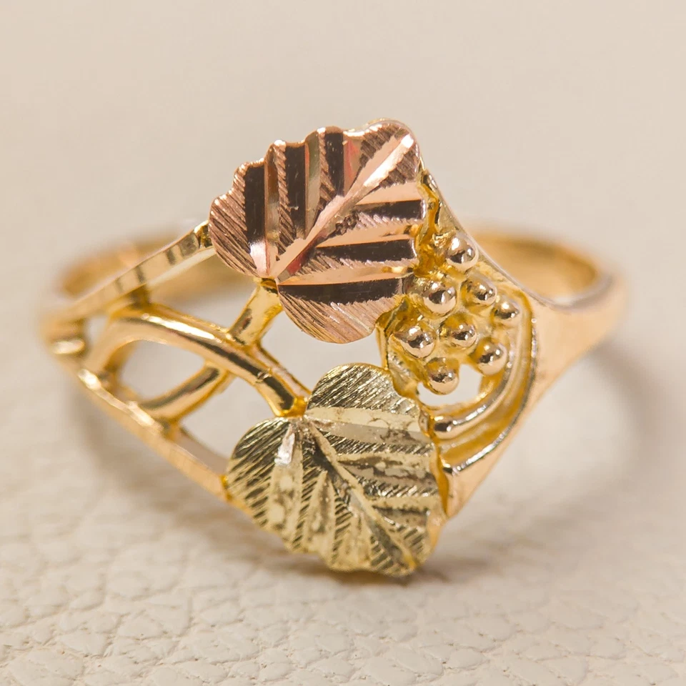 10K Black Hills Gold Leaf & Grape Ring — Signed C.Co (Coleman) - Image 1 of 4