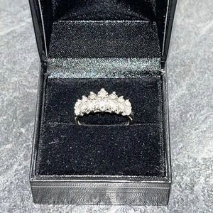 9ct Gold Diamond Cluster Ring 0.20ct, Beautiful Condition, Size P, 3.33gr - Picture 1 of 9