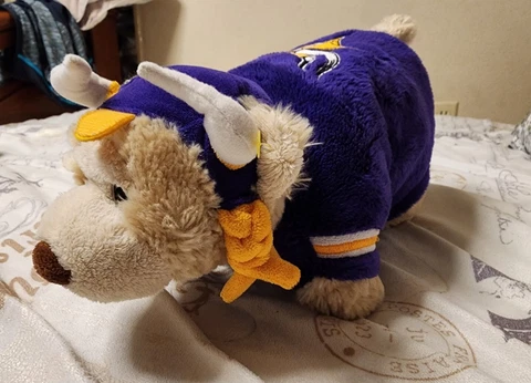 Minnesota Vikings Pillow Pet 12" NFL Tan bear purple 2011 EUC Cover