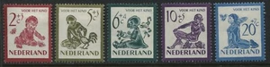 Netherlands Semi-Postal set mint o.g. hinged - Picture 1 of 1