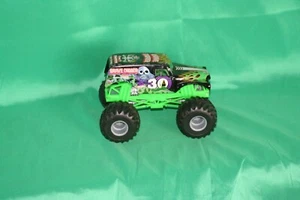 Grave digger monster truck 7" long 5" tall - Picture 1 of 2