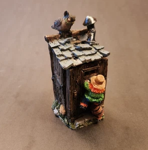 Lemax Spooky Town HAUNTED OUTHOUSE #82493 Retired Halloween Building Figure - Picture 1 of 7