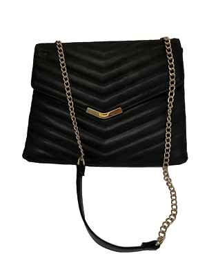 Elegante bolso de hombro con correa de cadena dorado acolchado negro de Avon Foto 1 de 4