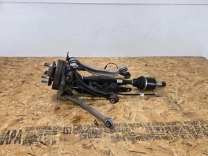 CHRYSLER 300 S 15-23 OEM REAR RIGHT PASSENGER SUSPENSION CONTROL ARM SPINDLE - Picture 1 of 9