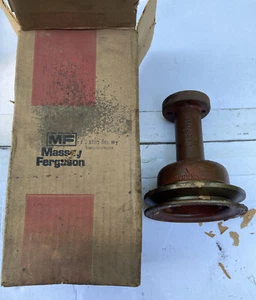 Water Pump Pulley Cooling System Components Massey Ferguson 1750081m1. NOS - Picture 1 of 5