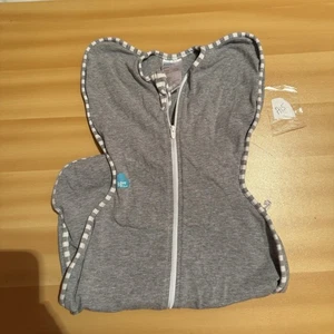 Love To Swaddle UR Original Baby Sleeper M Medium Gray Full Zip Sleepwear - Picture 1 of 4