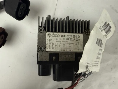 Unidad de módulo de control del ventilador de refrigeración Audi A6 Quattro 2000-2005 8D0959501D OEM Foto 1 de 4