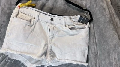 Pantalones Cortos Venus Para Mujer Elastizados Sexy Corte Talla 8 Deshilachados Cortes Blancos Foto 1 de 4