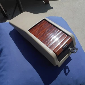 Mercedes-Benz W124 Tan Center Console Storage Box Zebrano Wood CE E320 300 W/Key - Picture 1 of 9
