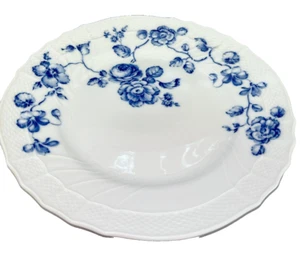 NEW RICHARD GINORI Rose Blue White Plate 10.4 inches 26㎝ Made in Italy No Box - Picture 1 of 9