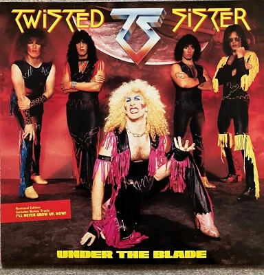 Twisted Sister / Under The Blade 1985 ATLANTIC P-13147 Inner LP JAPAN M 美品 Vinyl - Image 1 of 4