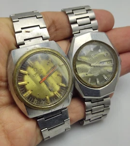 2x Vintage Omax Swiss Made Automatic Movement Men Wrist Watches For Parts/Repair - Picture 1 of 18