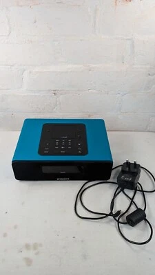 Roberts Blutune 65 DAB/FM/Bluetooth Sound System with Dock for iPod Marine Teal - Image 1 of 4